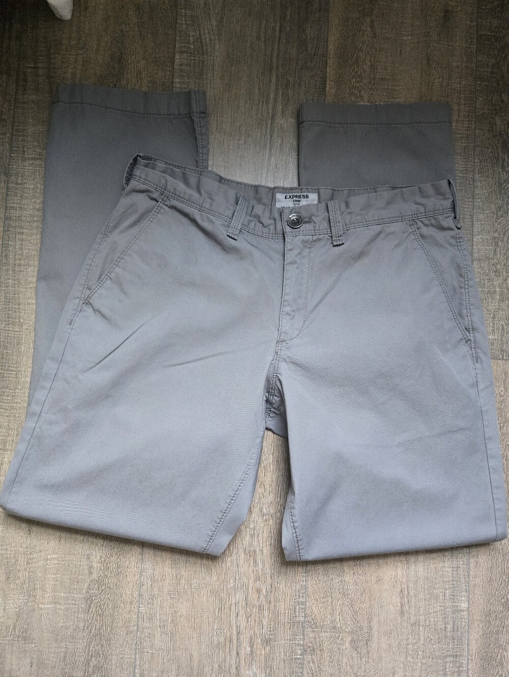 Express Men’s Gray Chino Pants